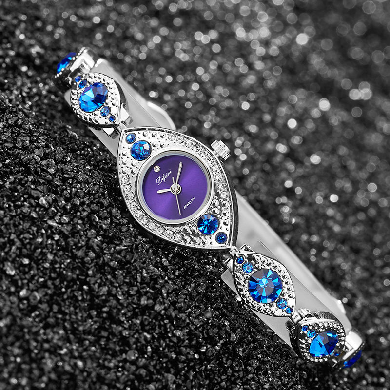 Luxury Women Bracelet Watches  - Jewelry Clasp Watches บทวิจารณ์และราคา